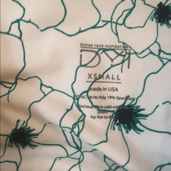 DYI xsmall leggings green and white - Picture 3 of 3